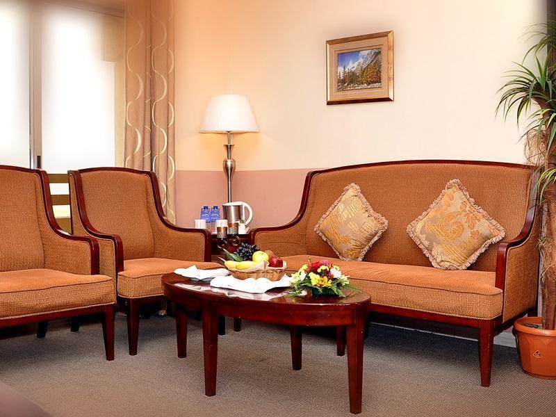 City Hotel Рас-эль-Хайма Экстерьер фото