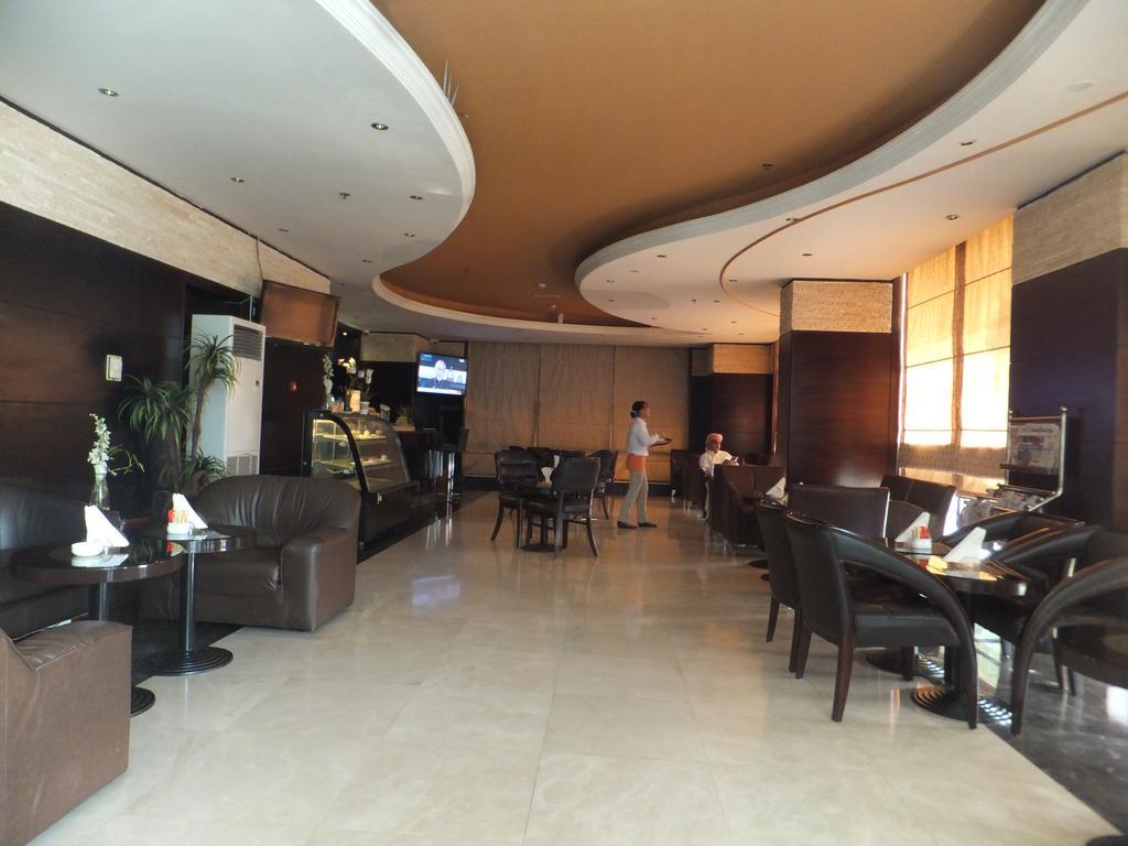 City Hotel Рас-эль-Хайма Экстерьер фото